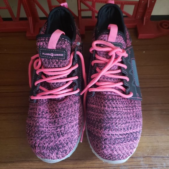 Flashlights Girls' Multi Color Light-Up, Lightweight Athletic Sneakers (Black Pi - Picture 3 of 5